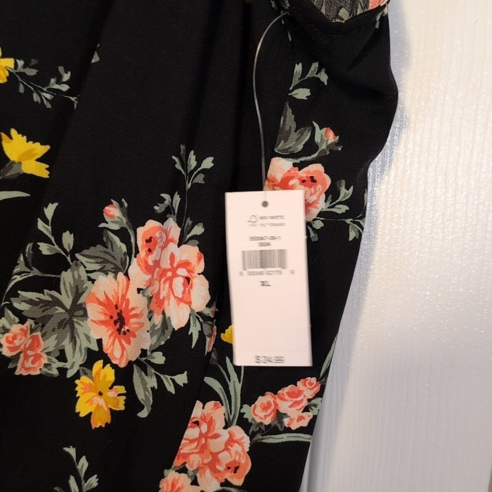 Old Navy Black Sleeveless Floral Dress Top With Back Keyhole NWT - Picture 4 of 6
